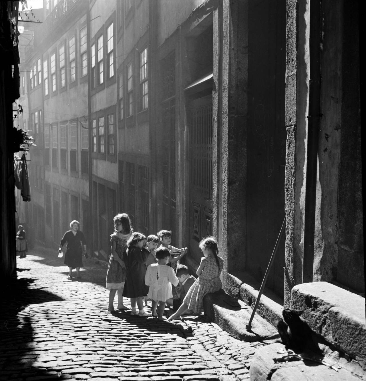 Série “ As Crianças na obra de Artur Pastor”. Porto, décadas de 50/60.