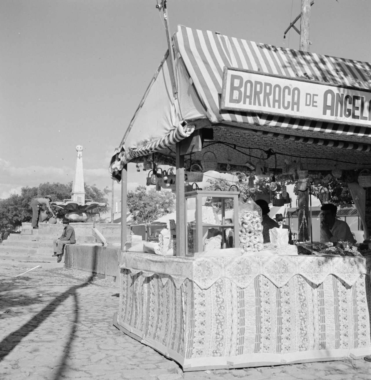 Feira no Rossio de São Brás em Évora (foto de Artur Pastor)